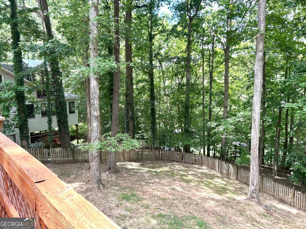6695 Thunder Trail Gainesville - 39