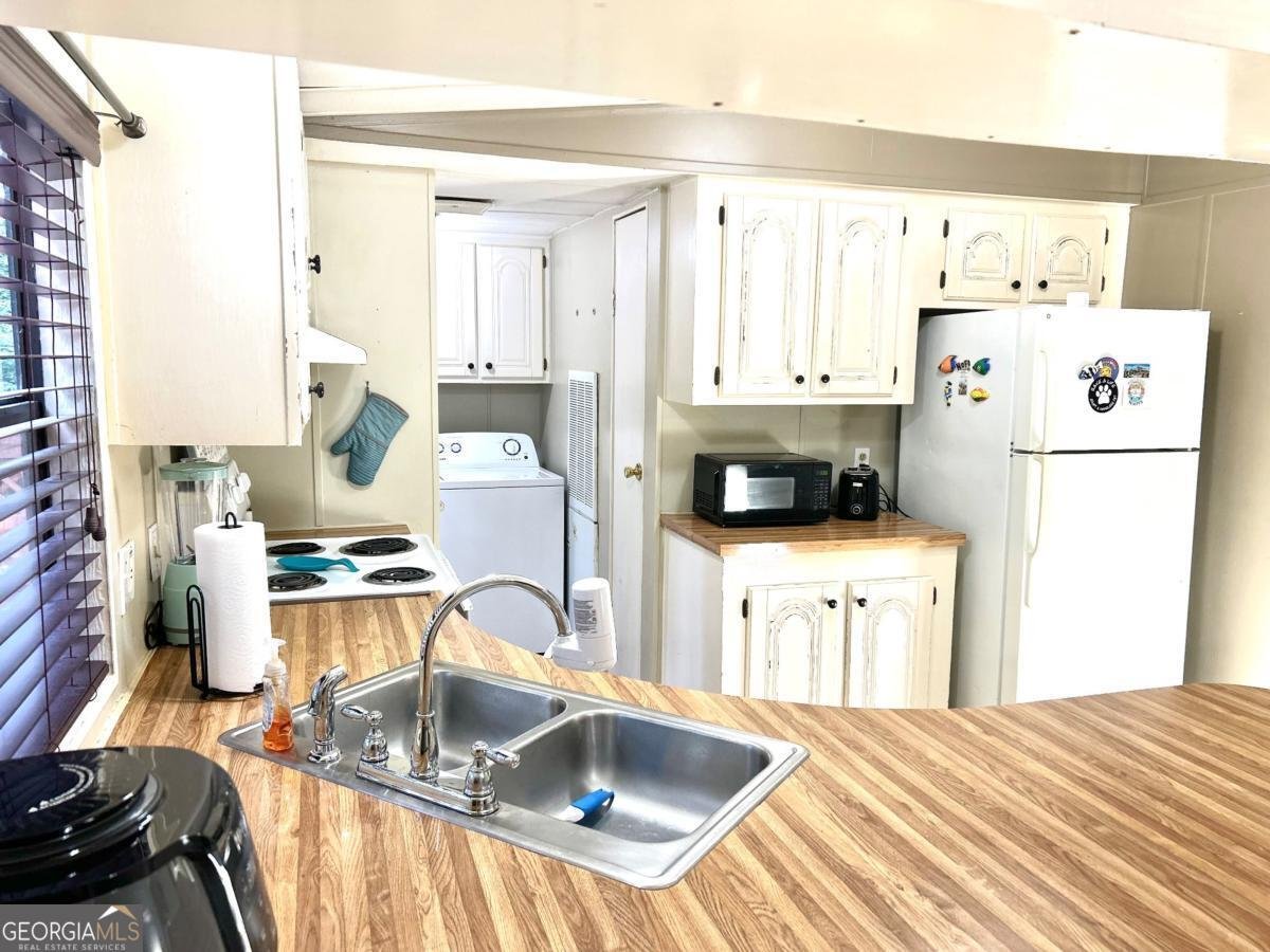 6695 Thunder Trail Gainesville - 6