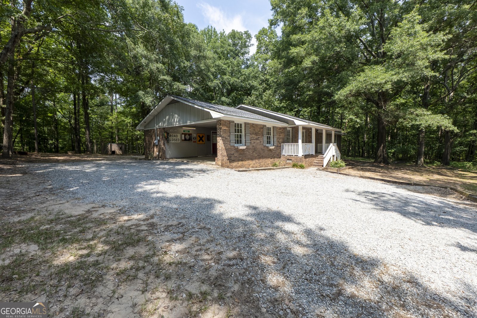 235 Colonial Drive Macon - 26