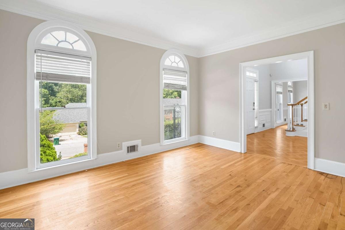 660 Belgrave Lane Tucker - 39