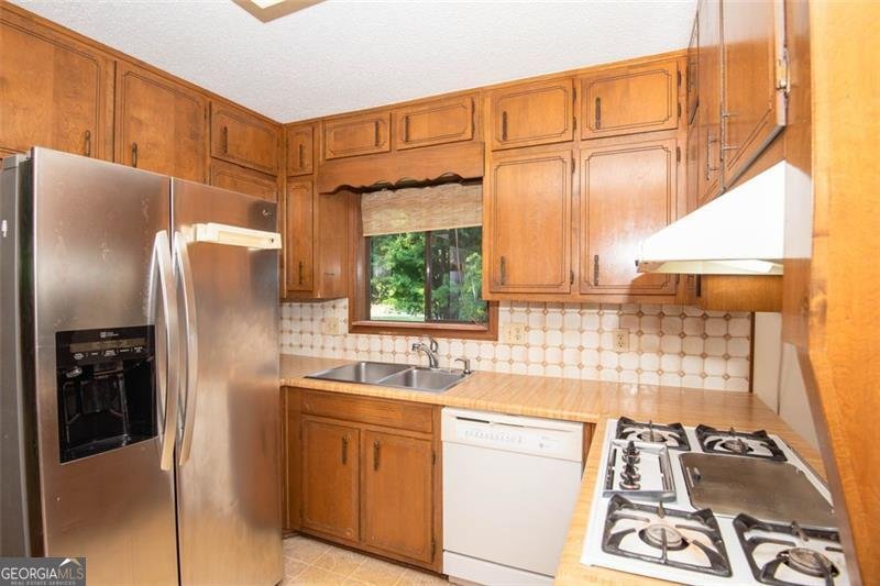 3570 Castlehill Court Tucker - 6