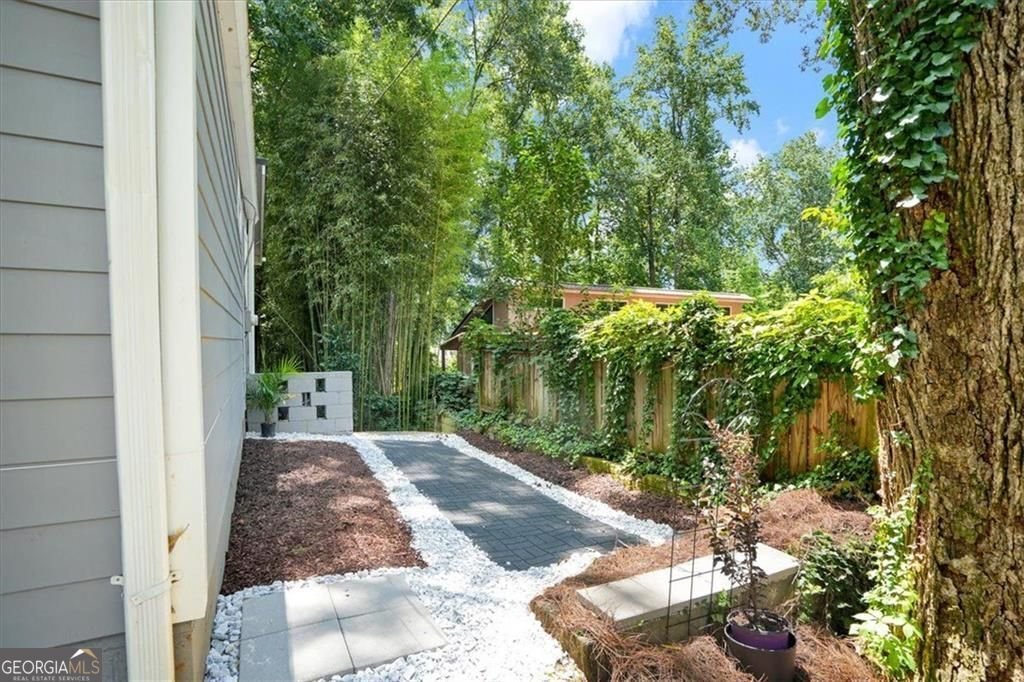 2138 Drew Valley Road Atlanta - 9