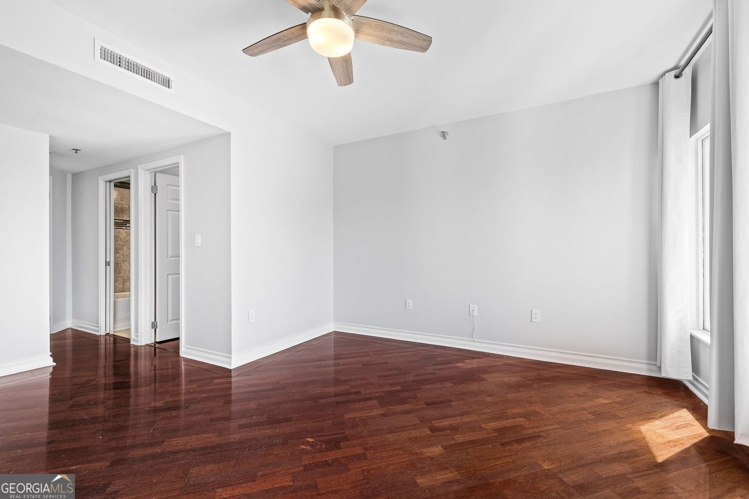 1 Biscayne Drive Atlanta - 23