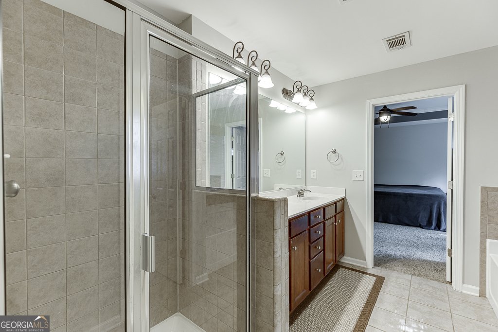821 Sapphire Lane Sugar Hill - 3