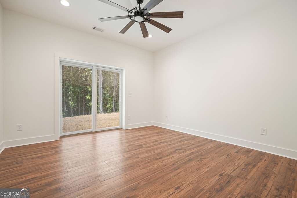 60 Dovetail Lane Talking Rock - 36