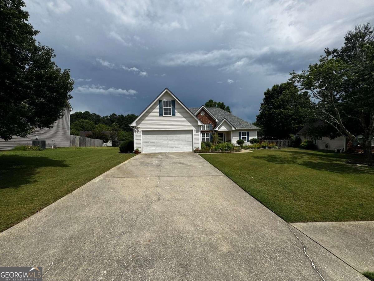 1040 Brushystone Drive Loganville - 2