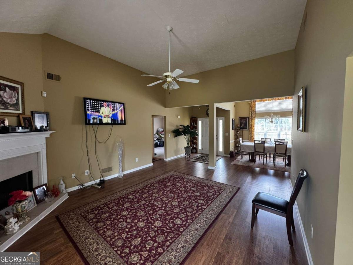 1040 Brushystone Drive Loganville - 4