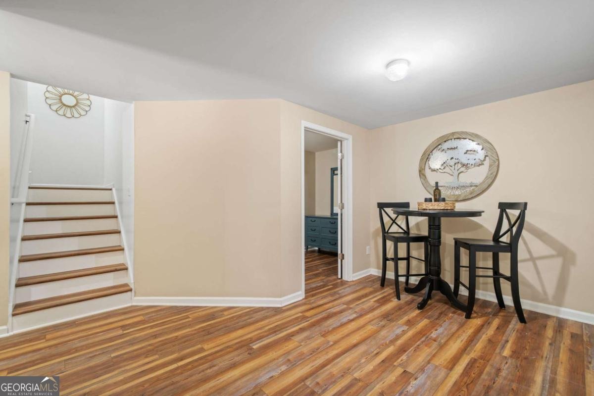 1060 FAIRWAY VALLEY Drive Woodstock - 20