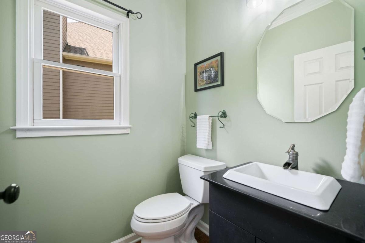 1060 FAIRWAY VALLEY Drive Woodstock - 4