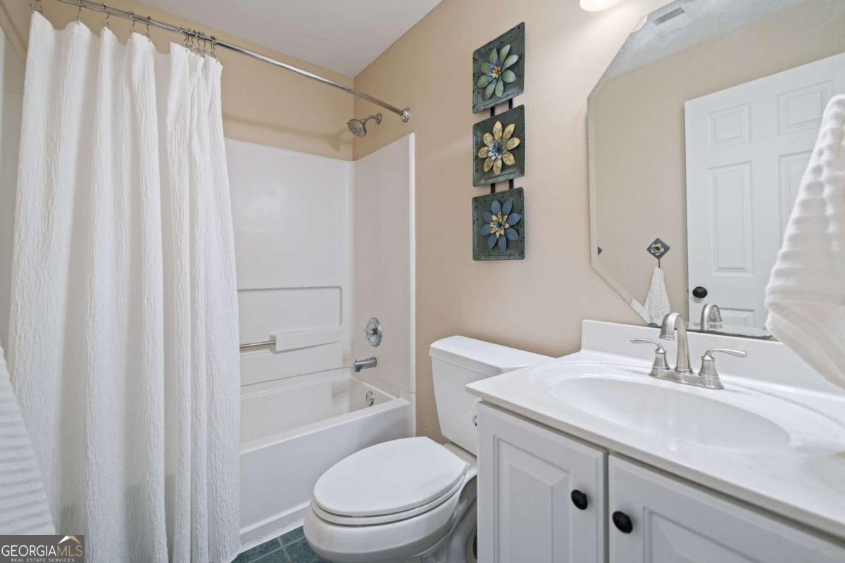 1060 FAIRWAY VALLEY Drive Woodstock - 59