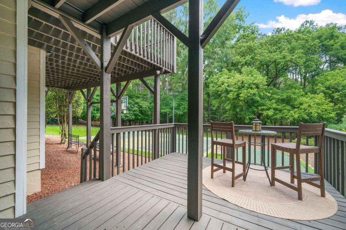 1060 FAIRWAY VALLEY Drive Woodstock - 60