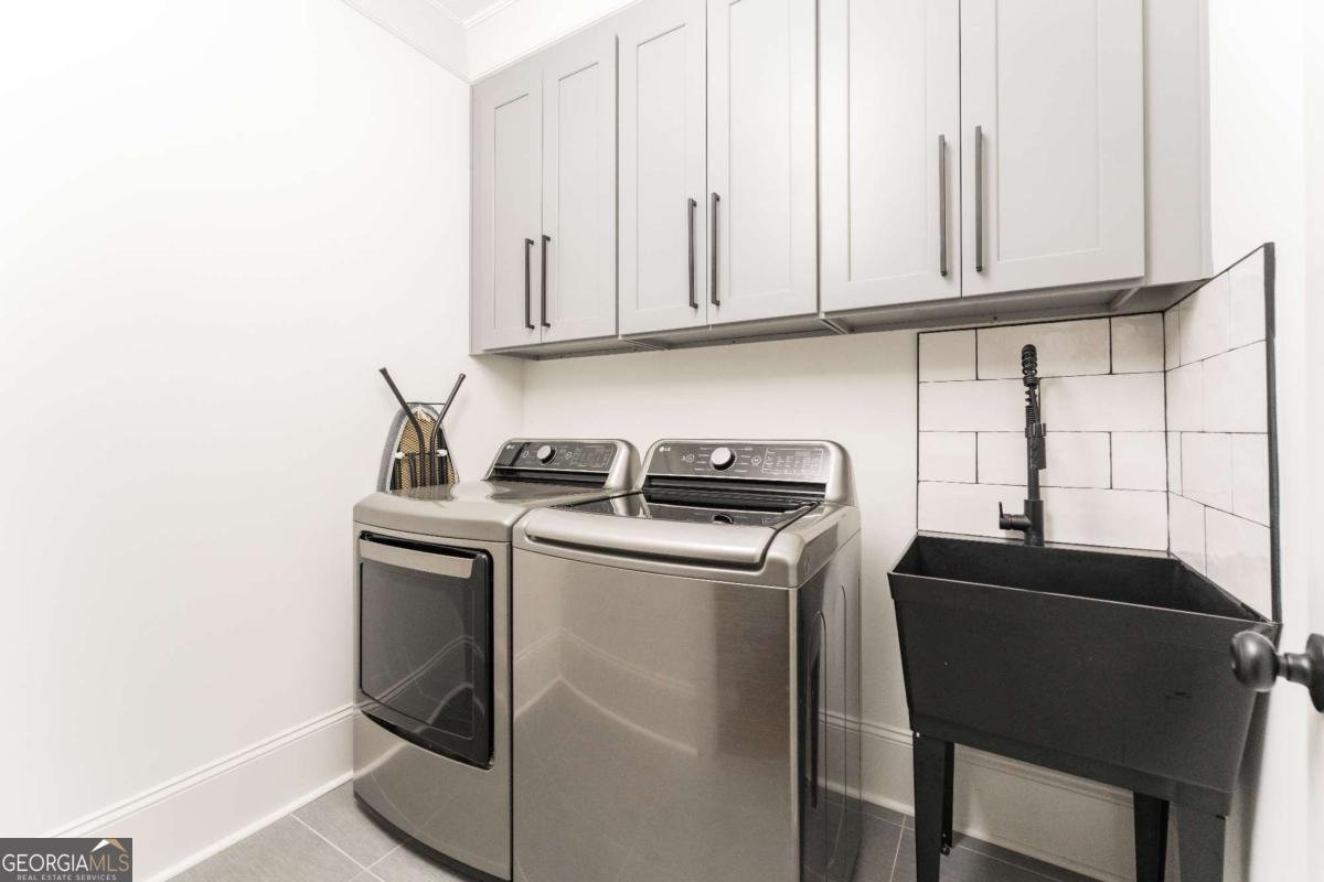 425 Harold Avenue Atlanta - 19