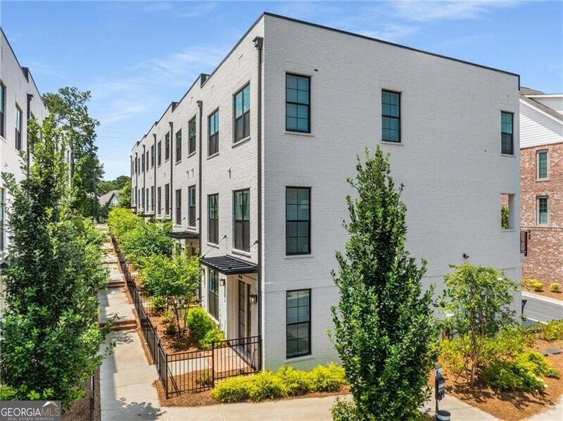 440 Burton Drive Alpharetta - 2