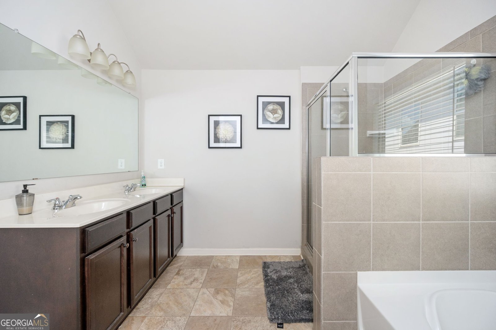 5220 CANTBURY Way Atlanta - 28