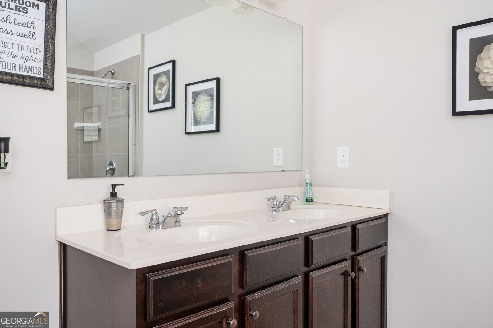 5220 CANTBURY Way Atlanta - 29
