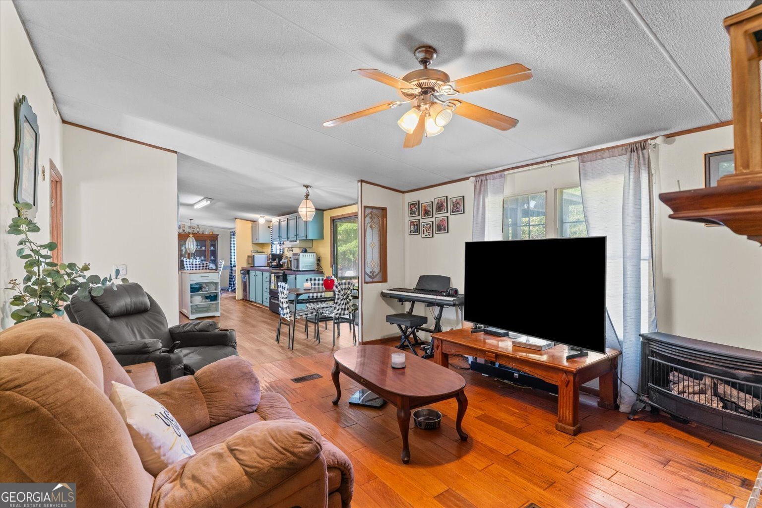 127 Applewood Lane Chatsworth - 10