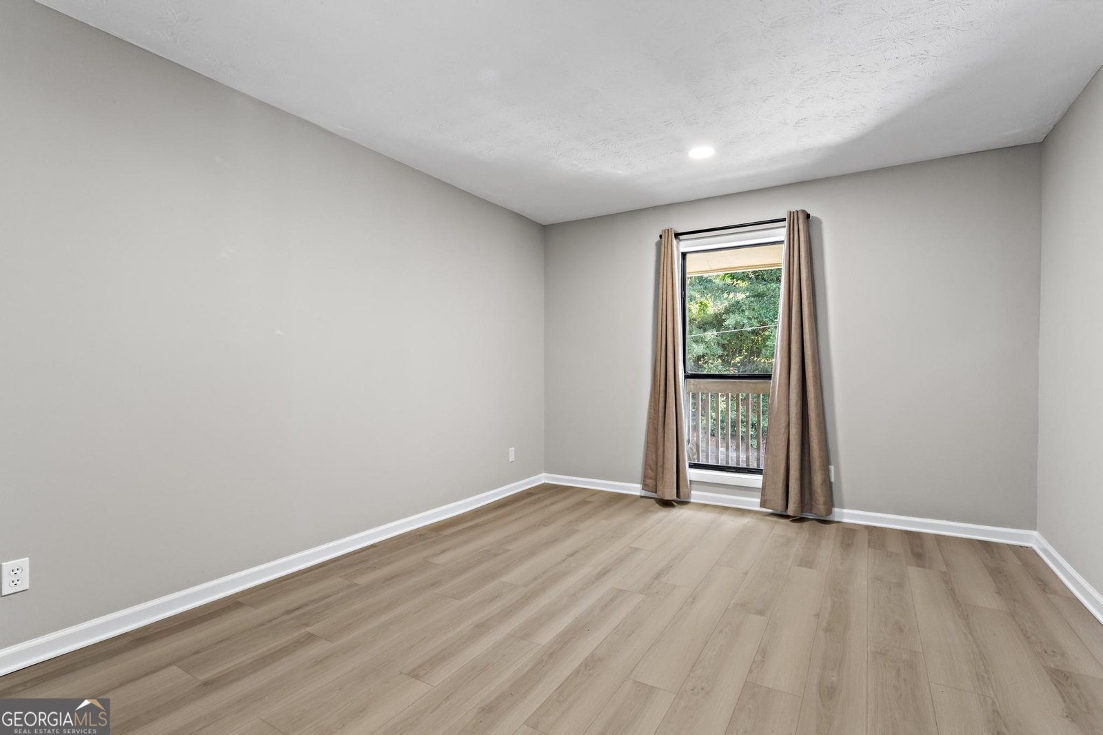 1012 River Mill Circle Roswell - 13