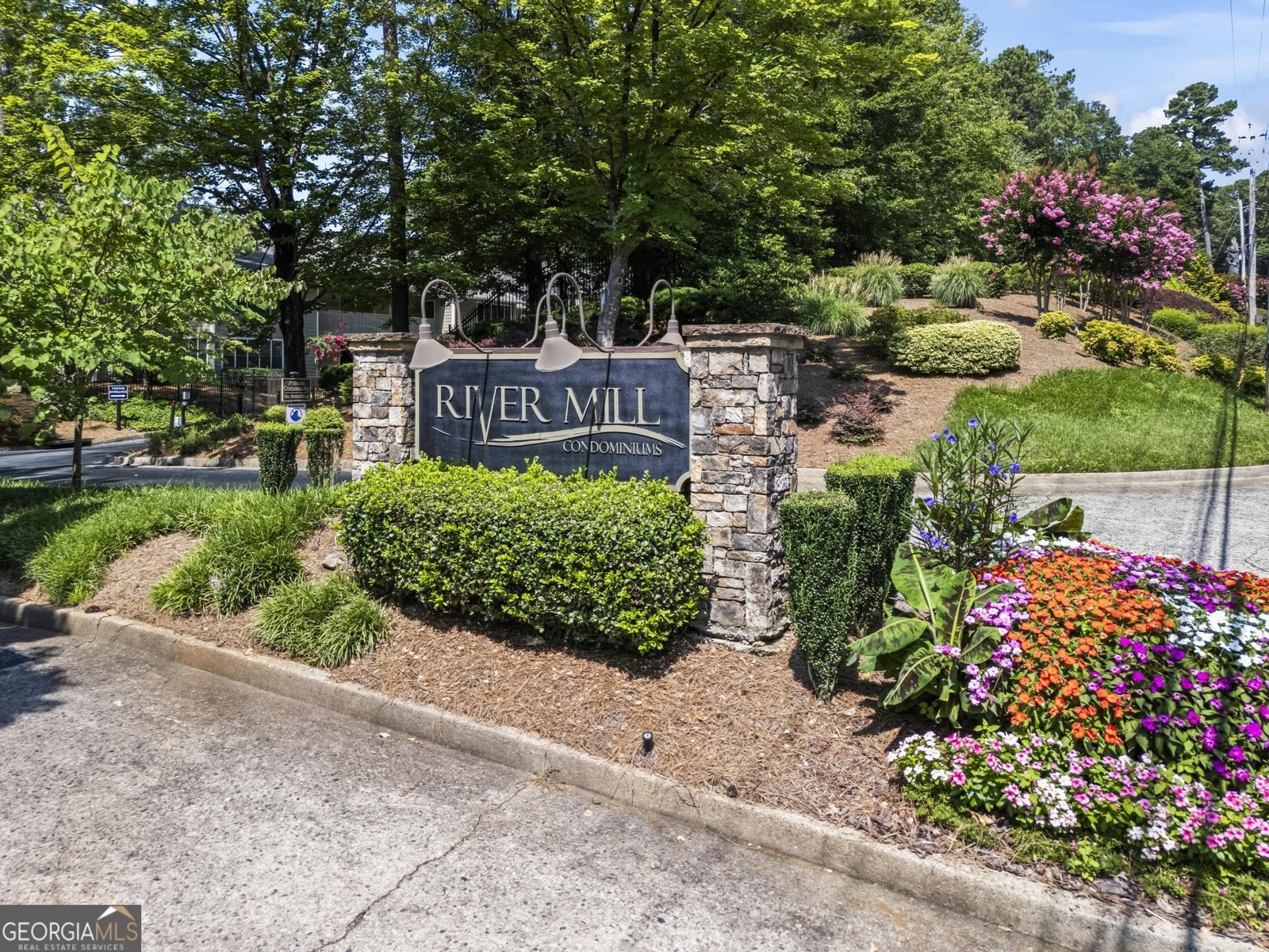 1012 River Mill Circle Roswell - 22