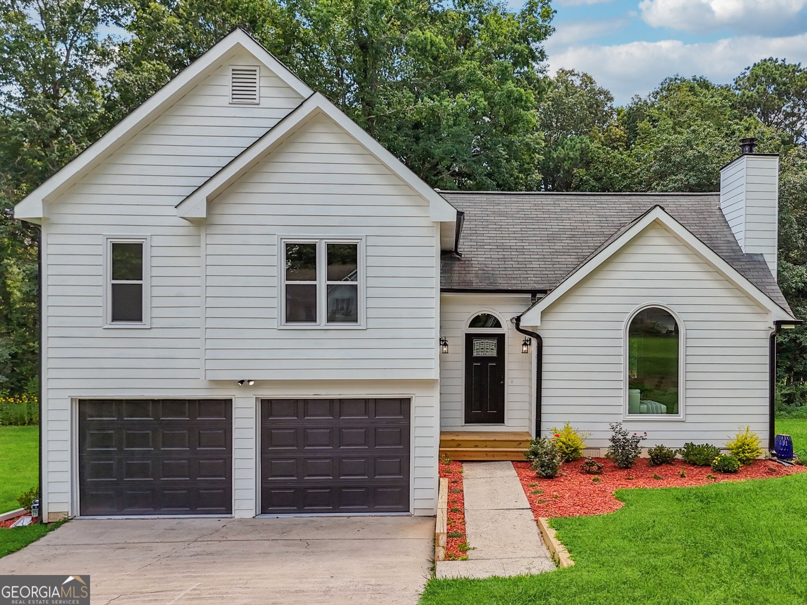 5825 Rolling Oaks Drive Cumming - 1