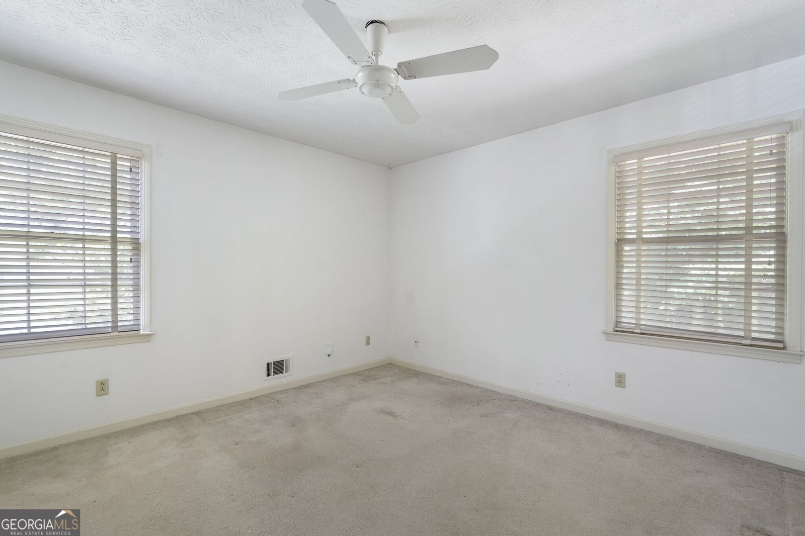 1348 Cambridge Court Brookhaven - 24