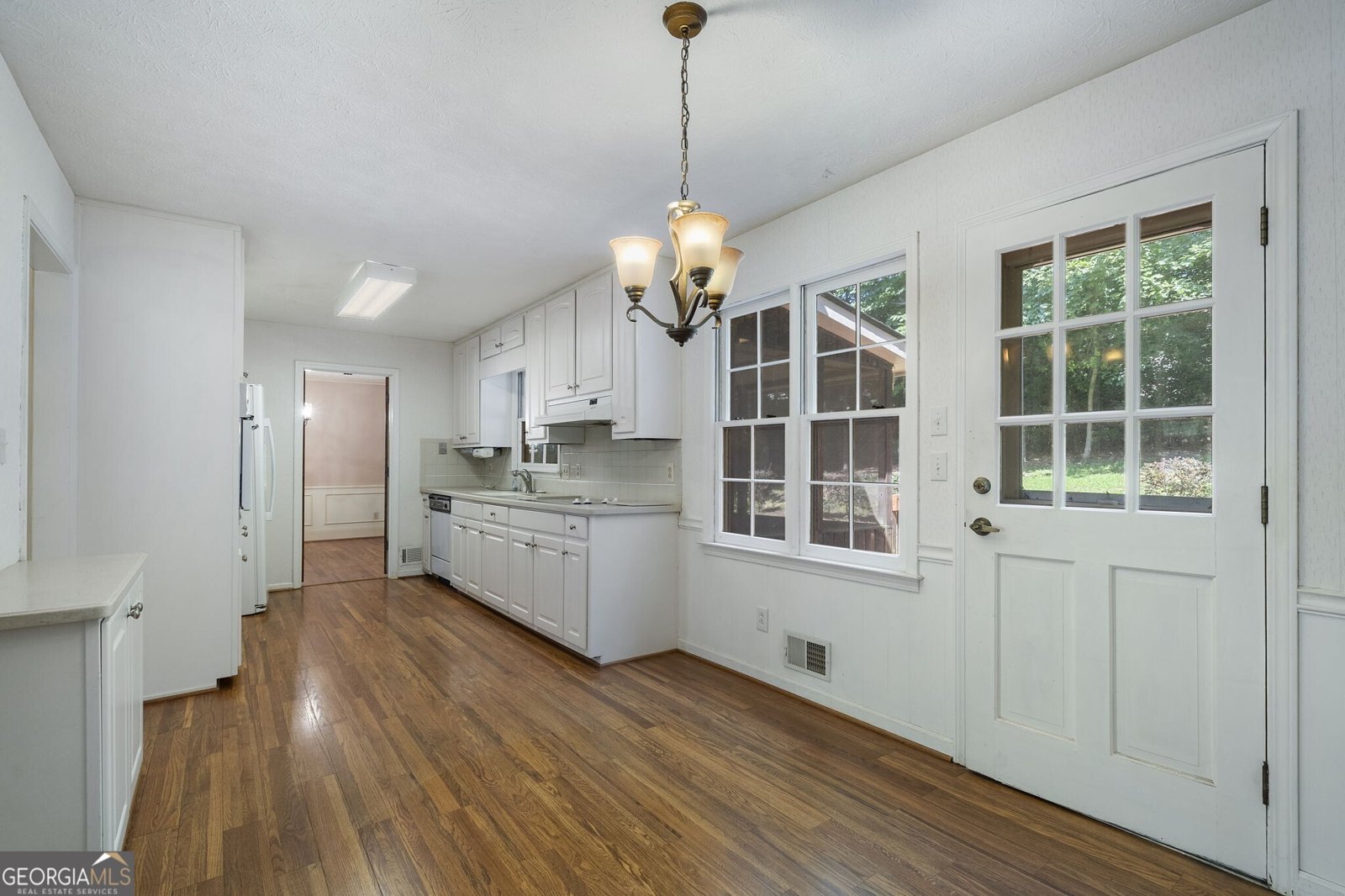 1348 Cambridge Court Brookhaven - 7
