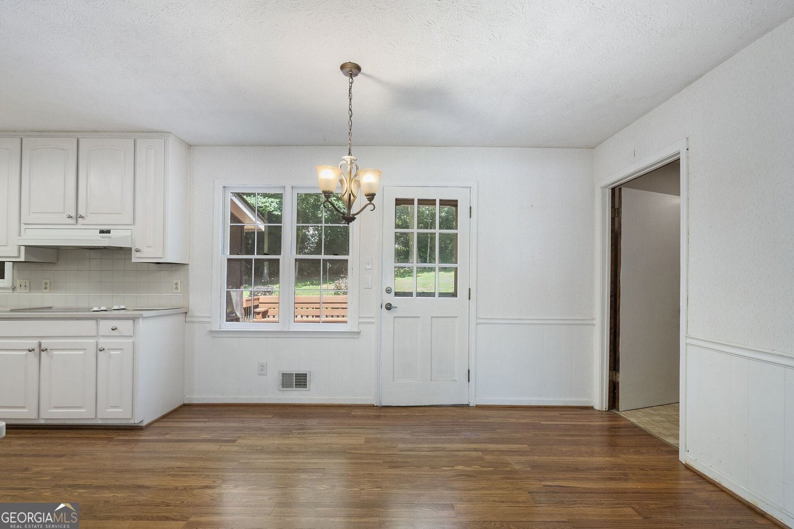 1348 Cambridge Court Brookhaven - 8