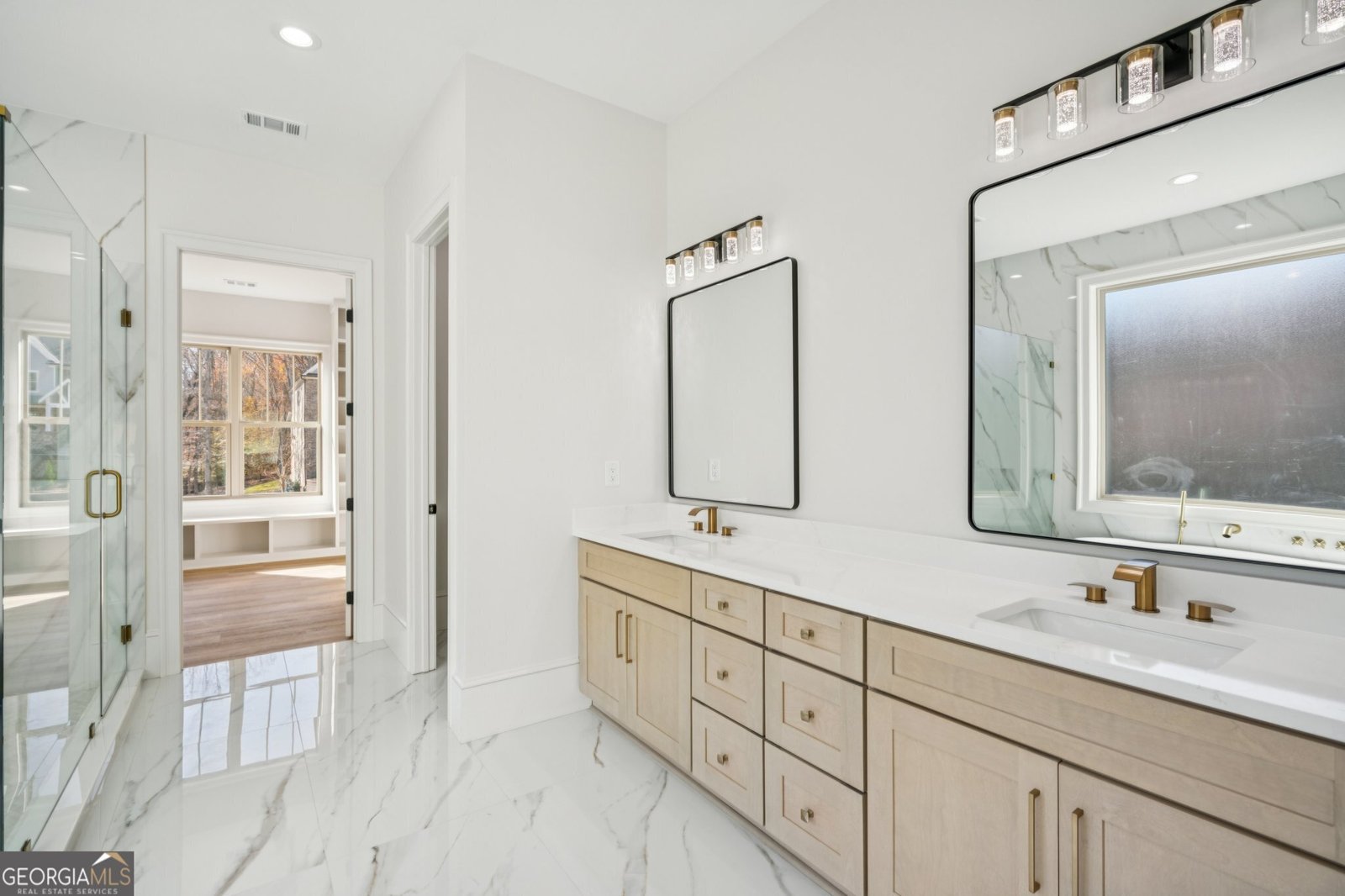 4546 FAWN Path Gainesville - 33