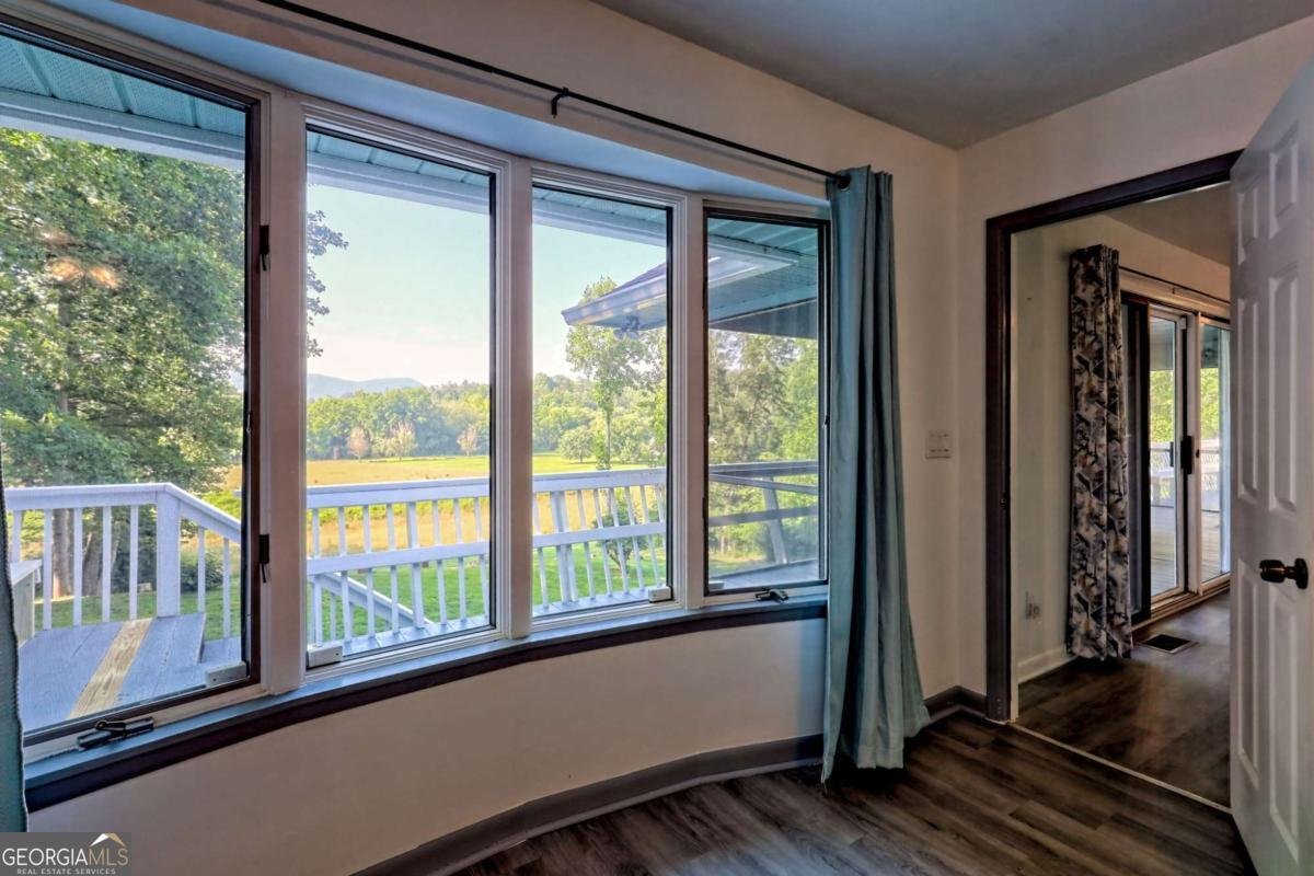 5648 Pine Crest Road Young Harris - 27