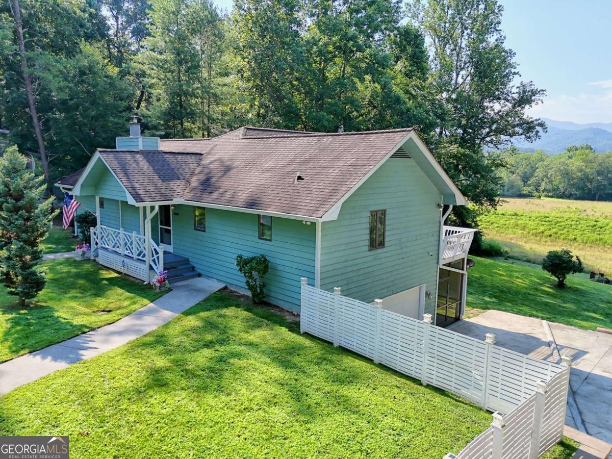 5648 Pine Crest Road Young Harris - 72