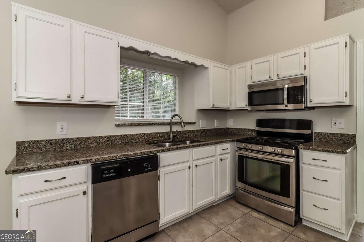 3472 Erin Glen Kennesaw - 10