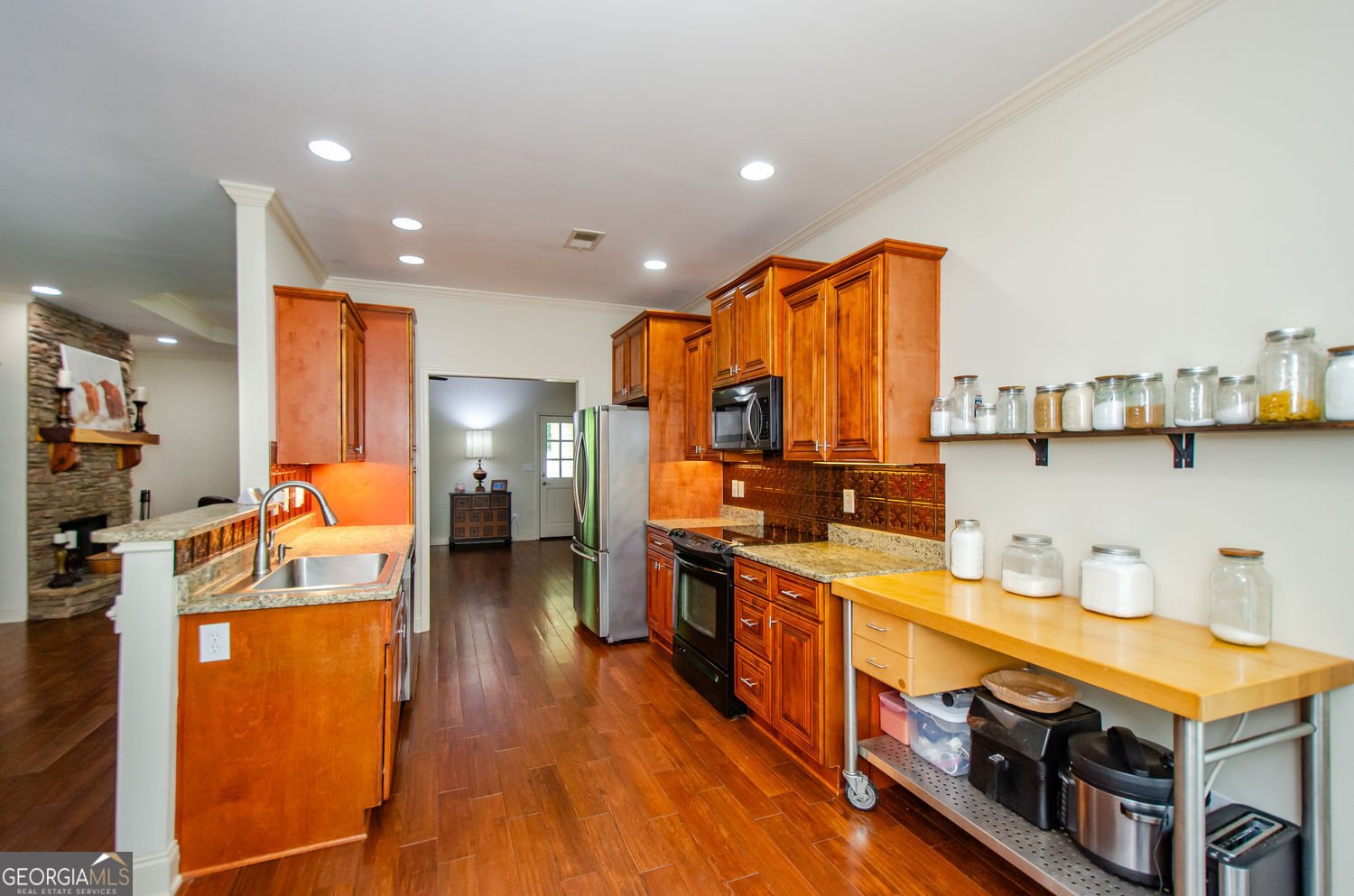 440 Thomas Road Road Dallas - 10