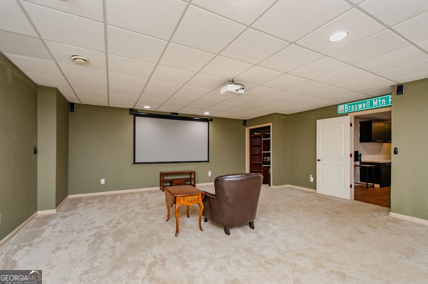 440 Thomas Road Road Dallas - 30