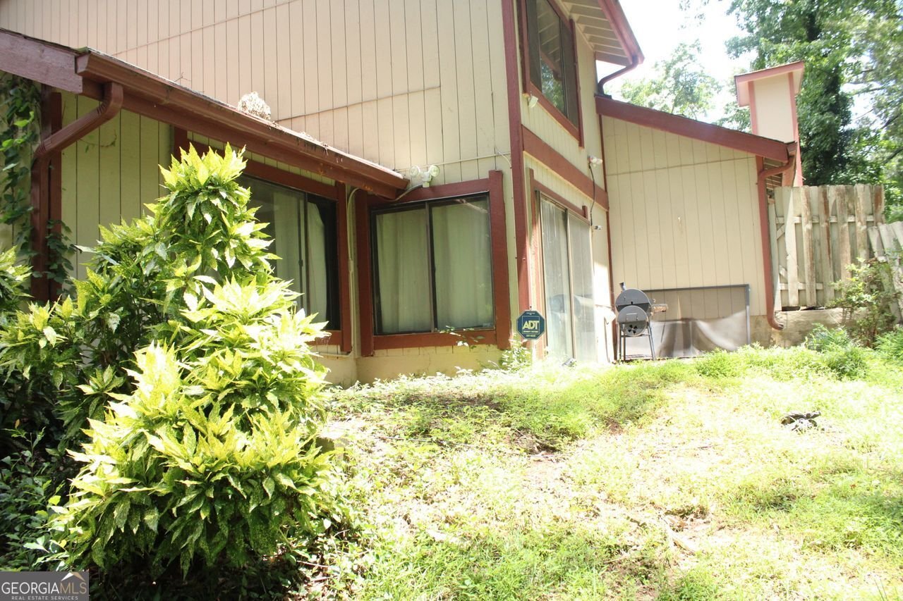 1159 VILLAGE MAIN Stone Mountain - 70