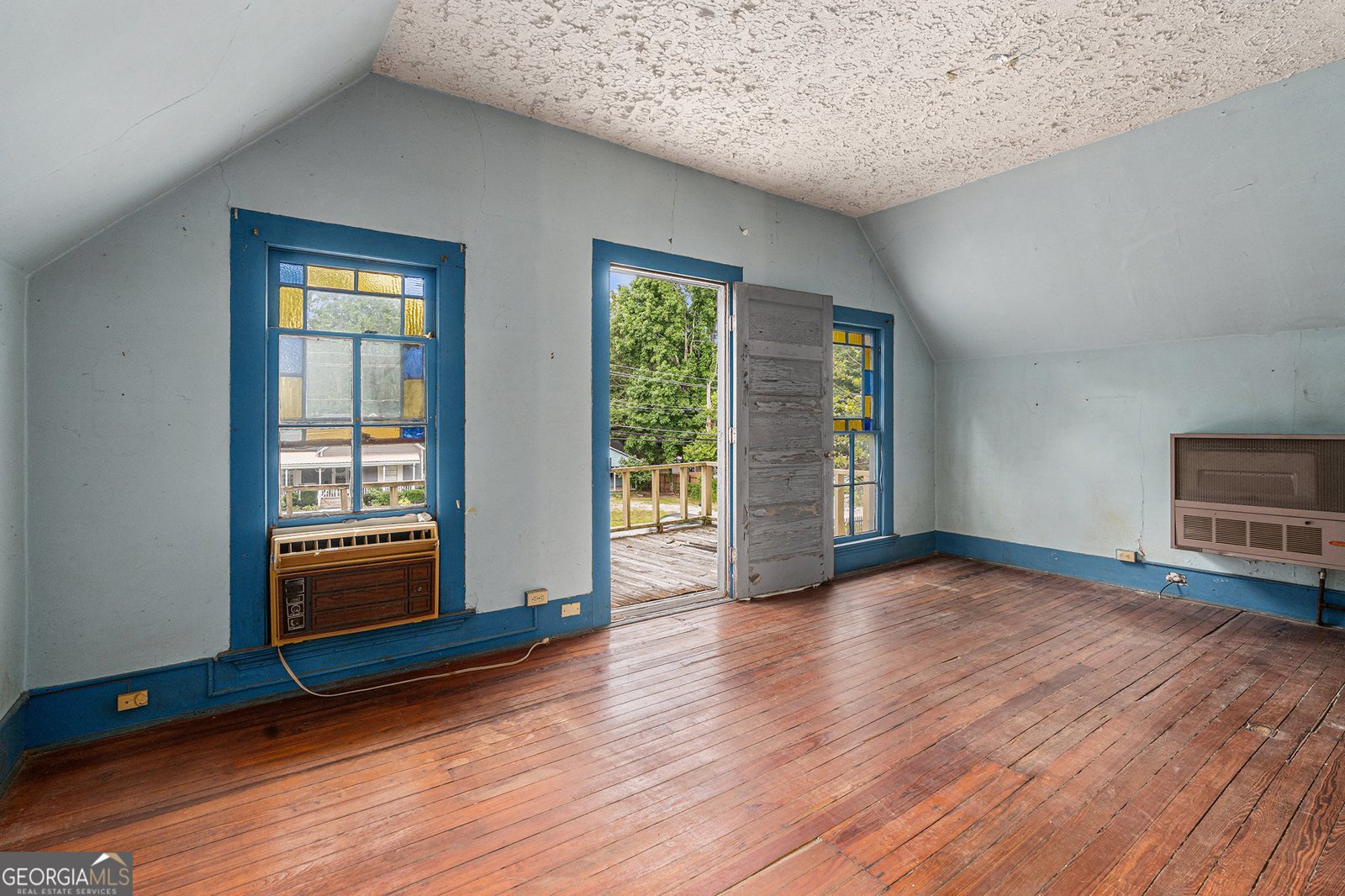 8370 Chicago Avenue Douglasville - 24