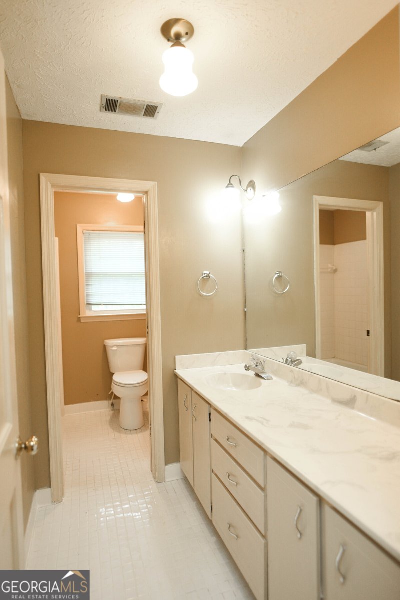1315 Robinson Road Vidalia - 28