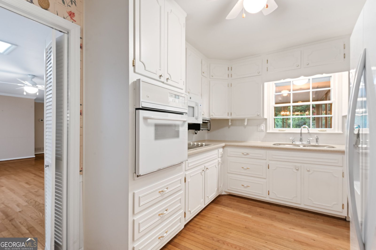 325 Knoll Woods Drive Roswell - 15