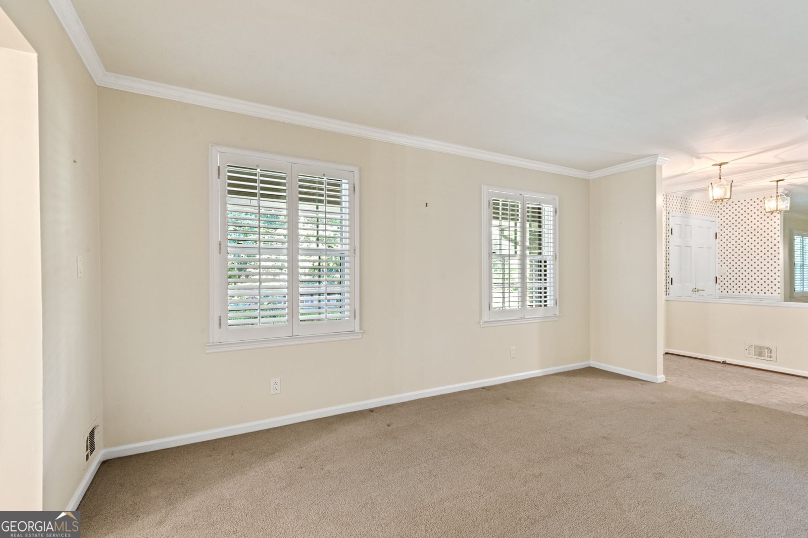 325 Knoll Woods Drive Roswell - 8