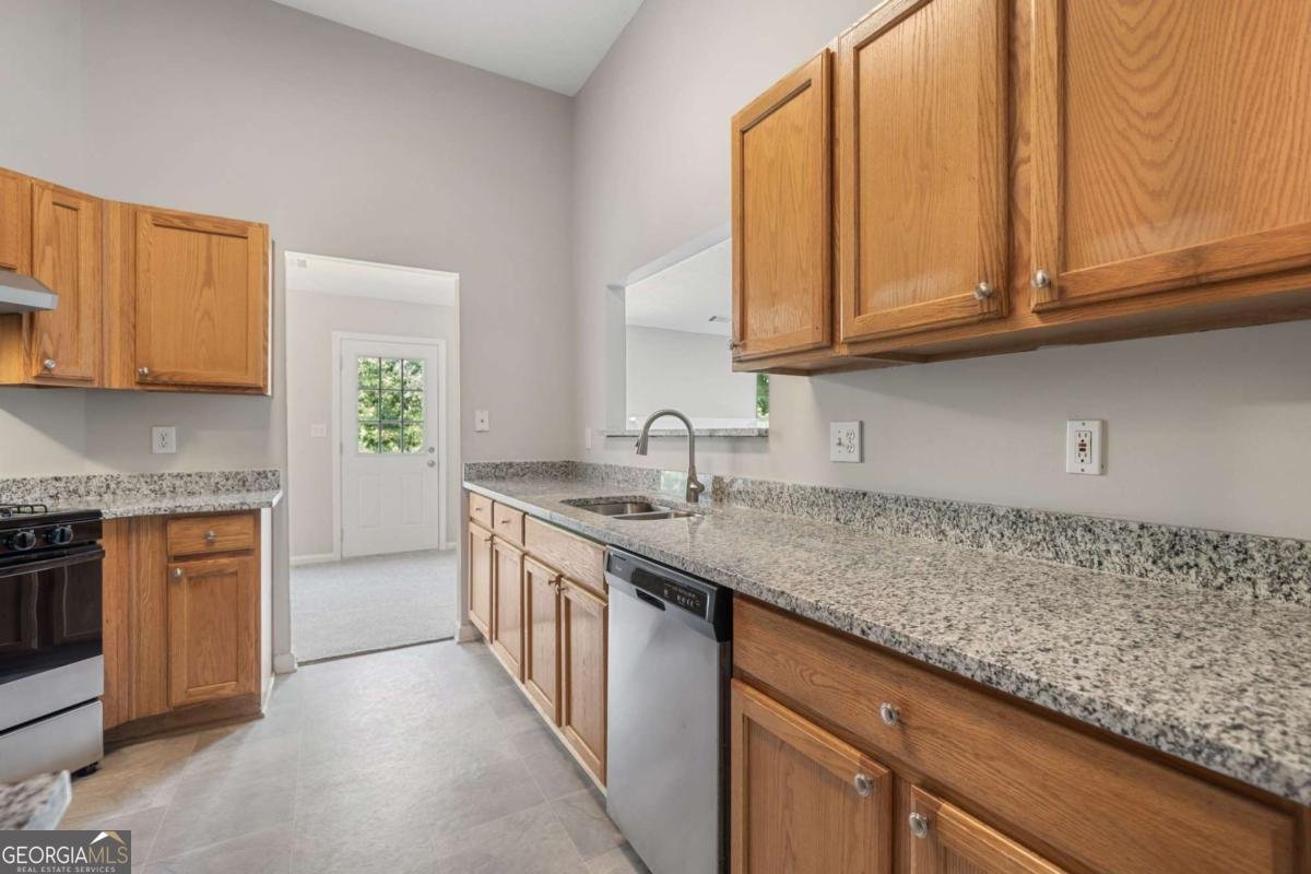 3690 Golfe Links Drive Snellville - 27