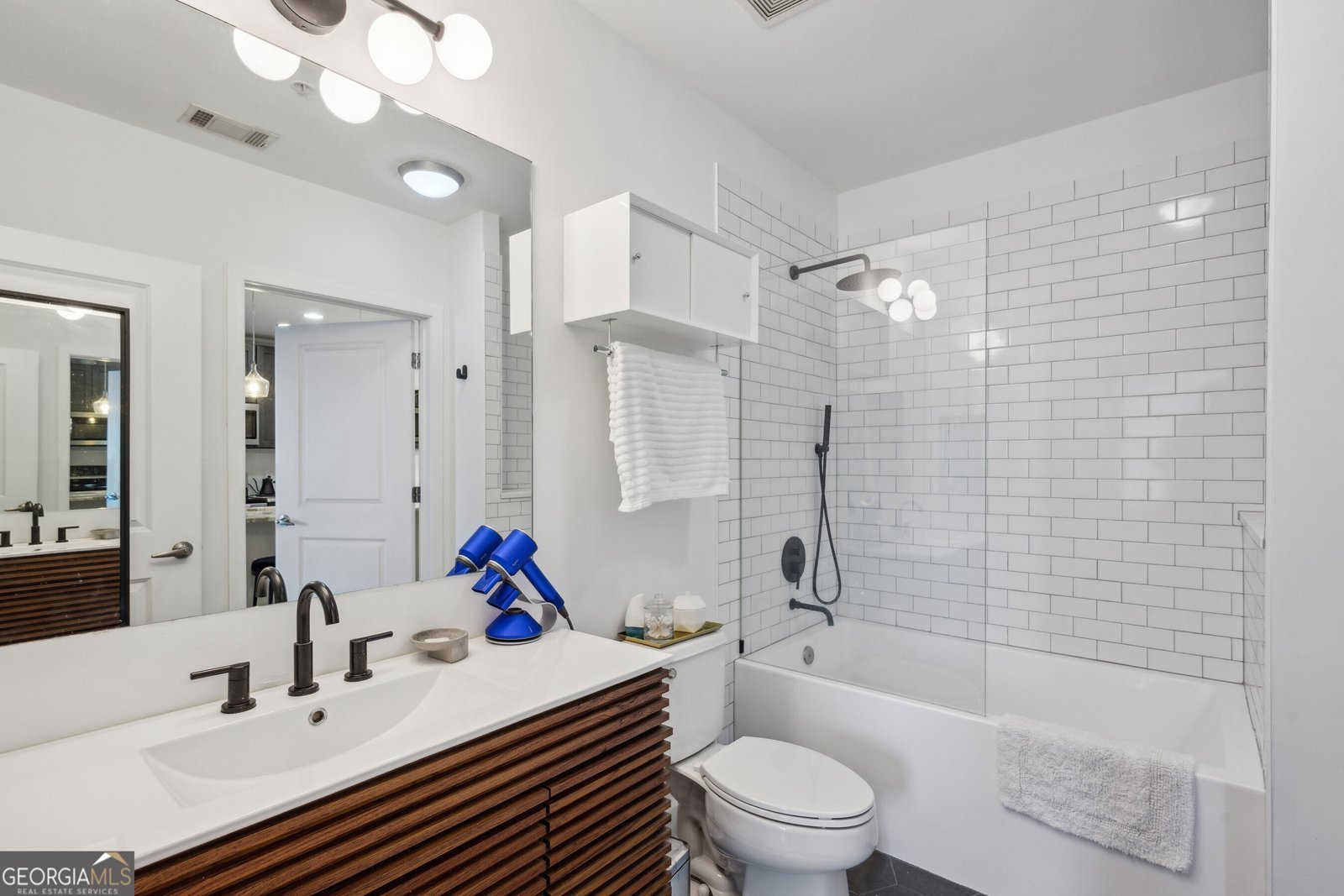 400 Peachtree Street Atlanta - 21