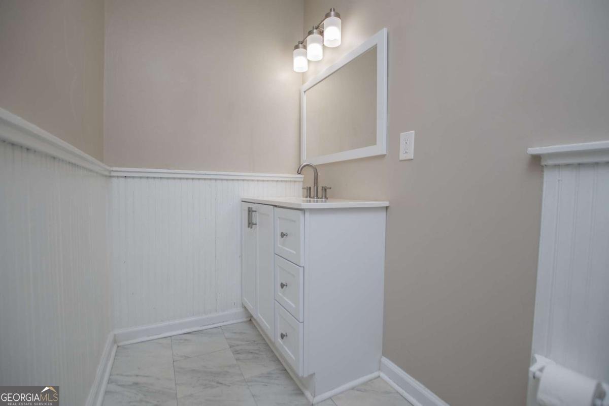 2057 Terry Lane Douglasville - 28