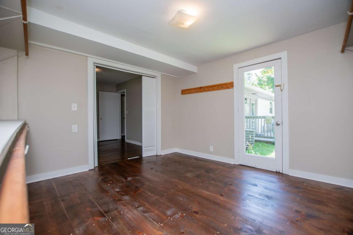 2057 Terry Lane Douglasville - 33