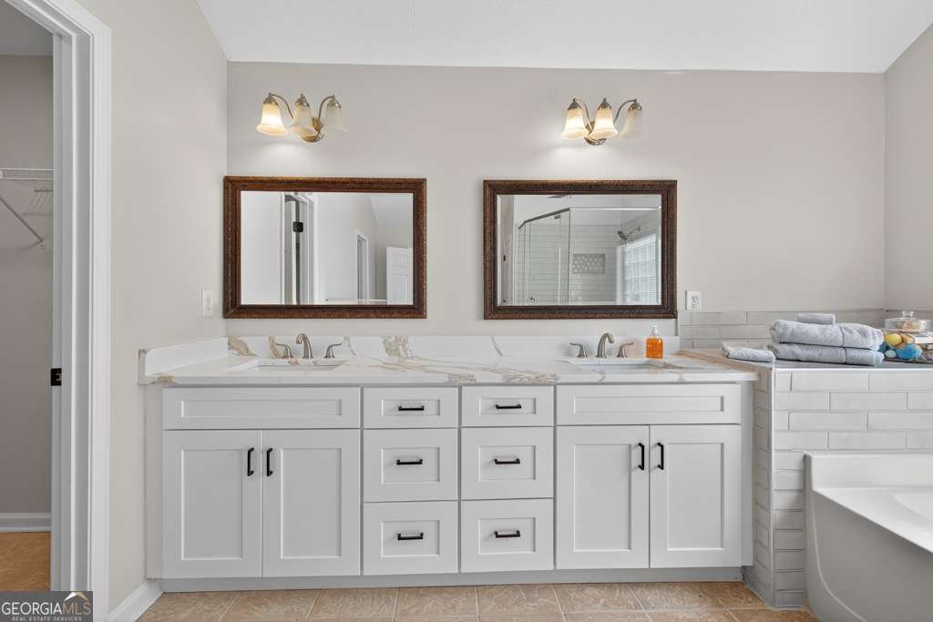 3355 Stoneleigh Run Drive Buford - 31