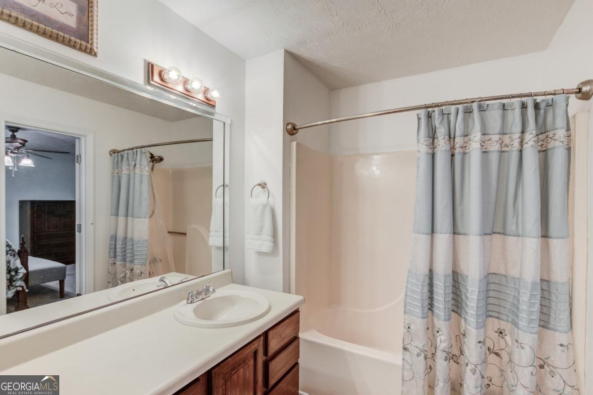 282 Clover Drive Auburn - 17
