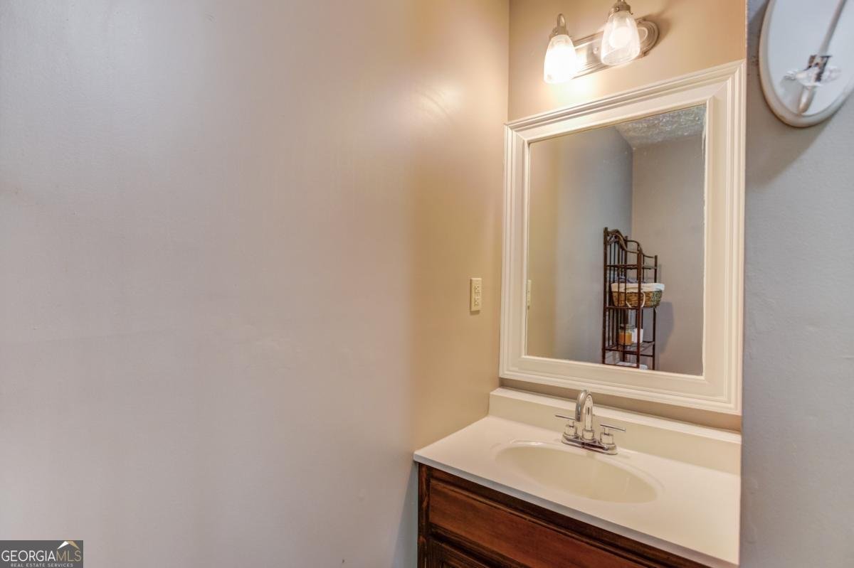 282 Clover Drive Auburn - 32