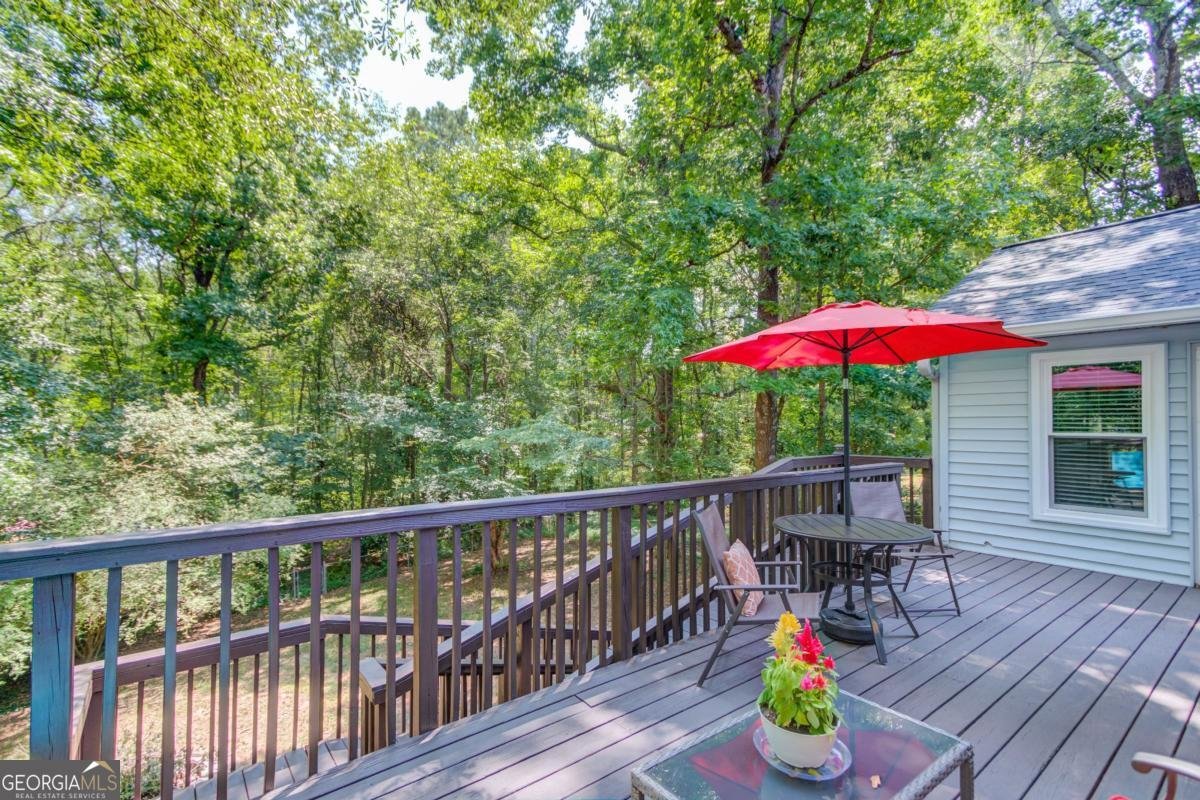282 Clover Drive Auburn - 38