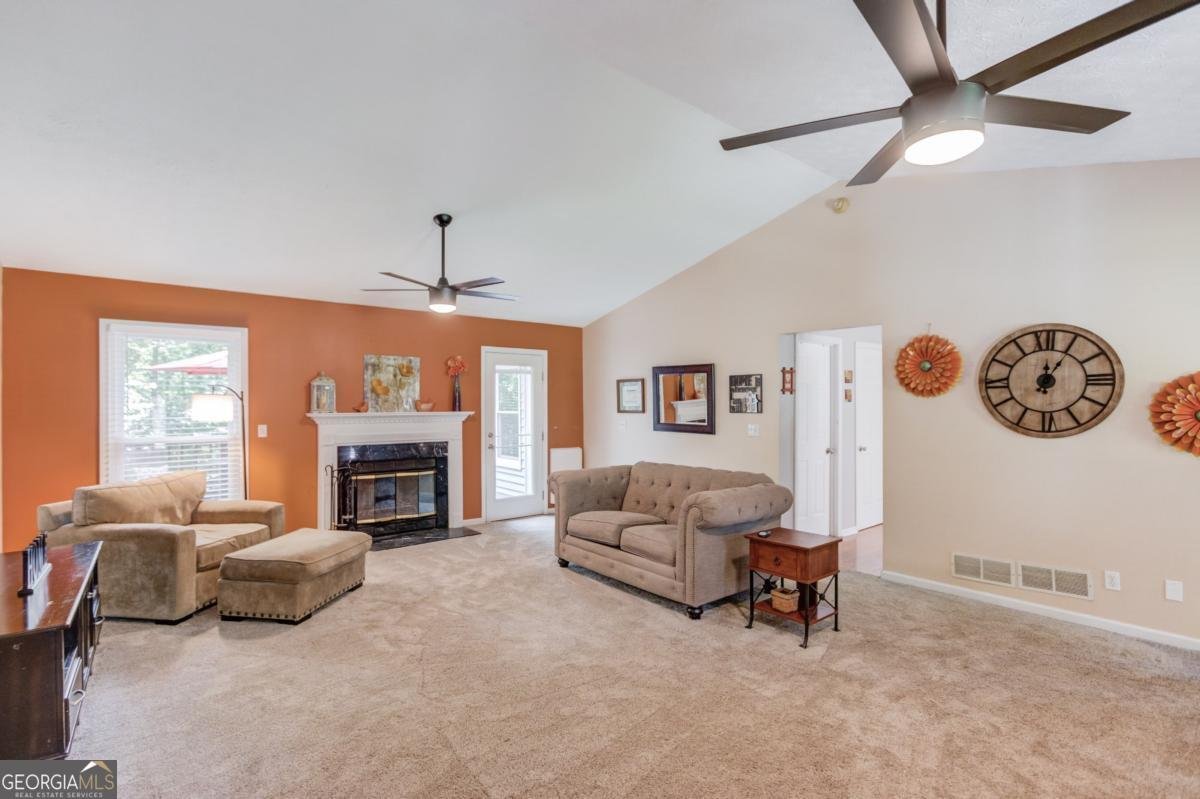 282 Clover Drive Auburn - 6