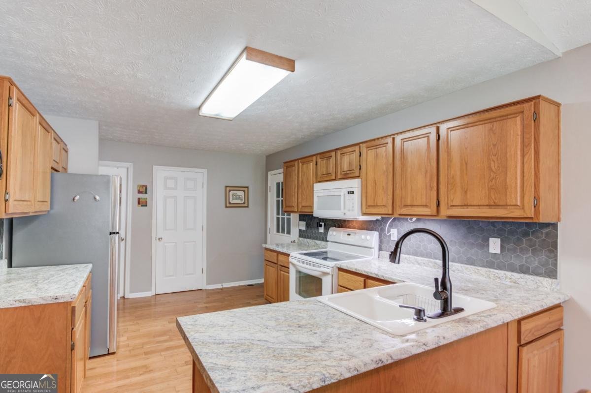 282 Clover Drive Auburn - 9