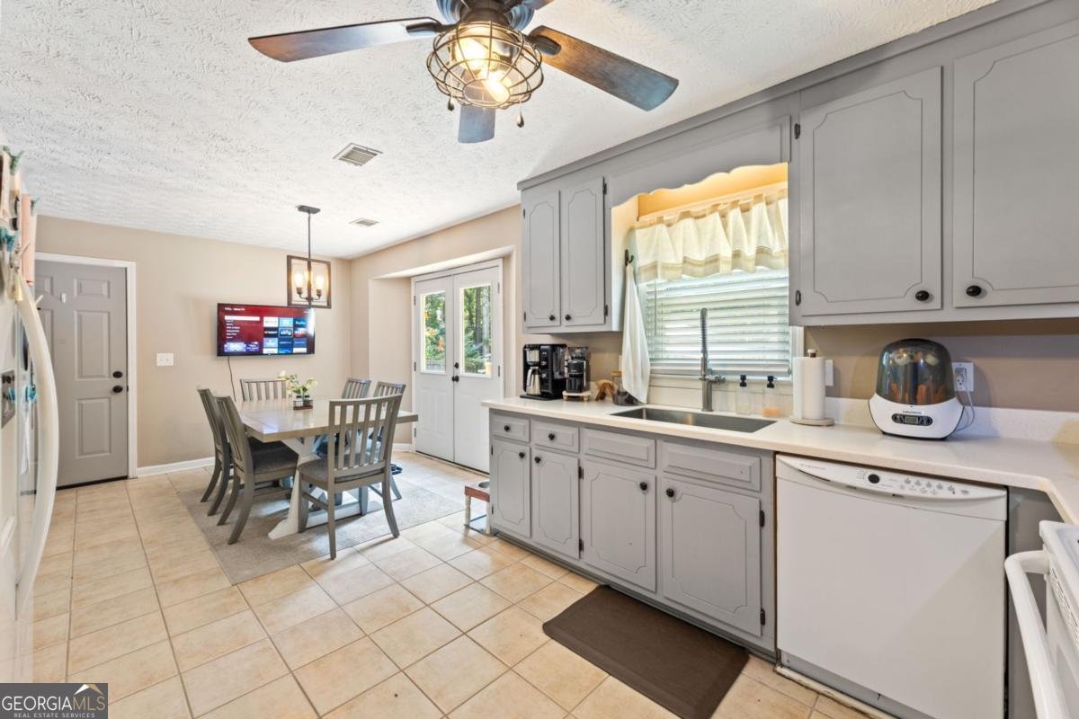 517 Chase Court Loganville - 8