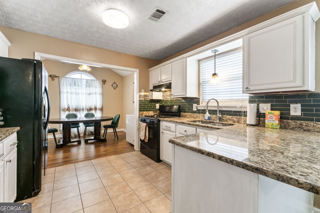 8147 Mountain Pass Riverdale - 8