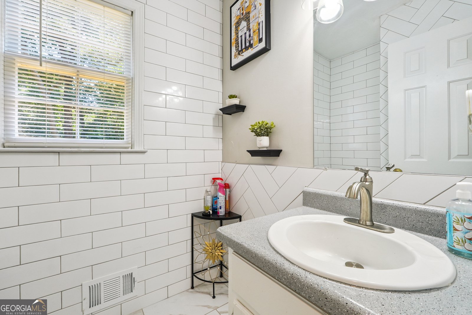 978 Gwens Trail Lilburn - 20